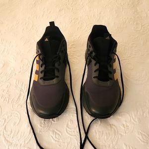 Mens size 12 Adidas 3/4 Hi Court Shoe/sneaker, Gray with yellow stripe, mess top